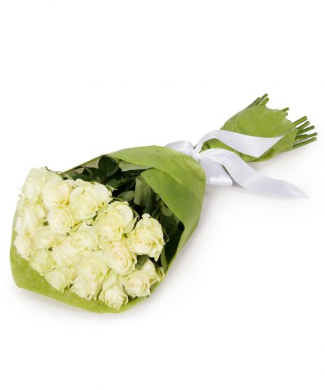 [:lt]Puokštė iš baltų rožių [:ru]Букет из белых роз [:]